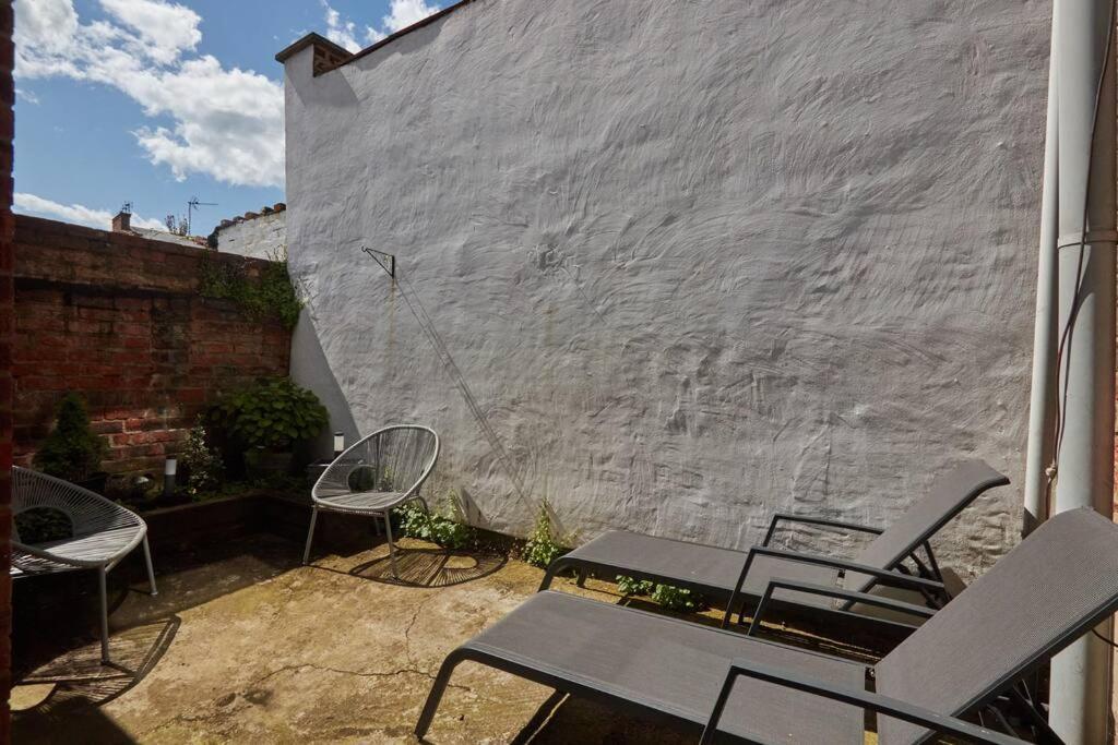 Delightful Central York House Exterior photo